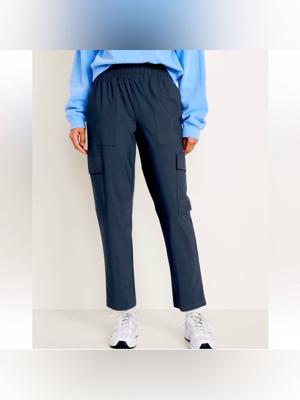 Old Navy Sleecktech Cargo Straight Leg Pants!